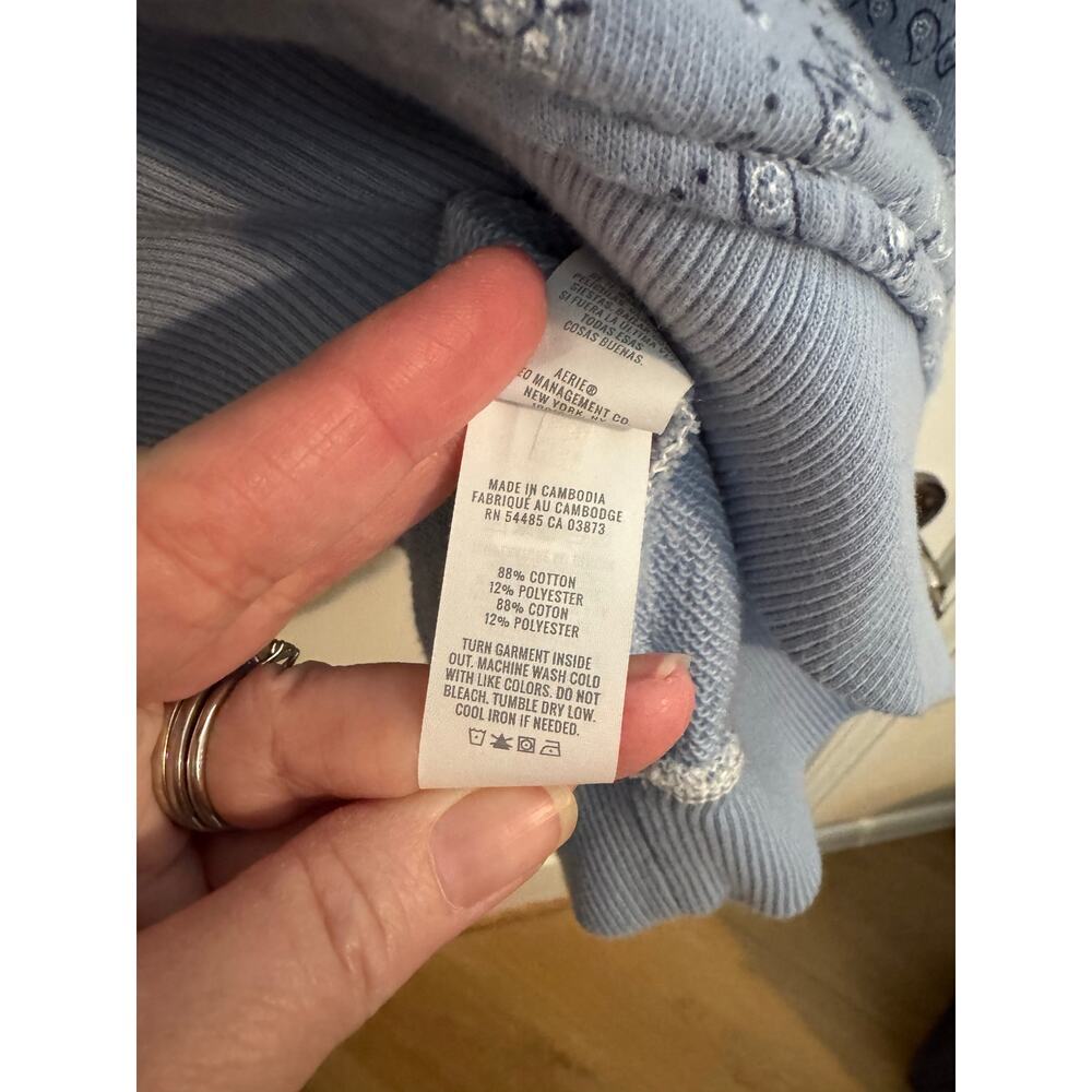Aerie Crop Take it Easy Sweatshirt Crew Neck Blue Paisley Size XL - Picture 5 of 8